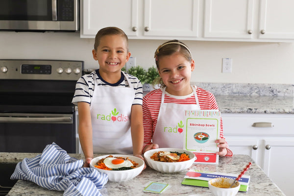 Mom’s Choice Awards Names Raddish Kids Cooking & Baking Subscription Boxes Among the Best in Family-Friendly Products